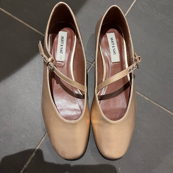 New Matt and Natt flat shoes - Picture 6 of 7